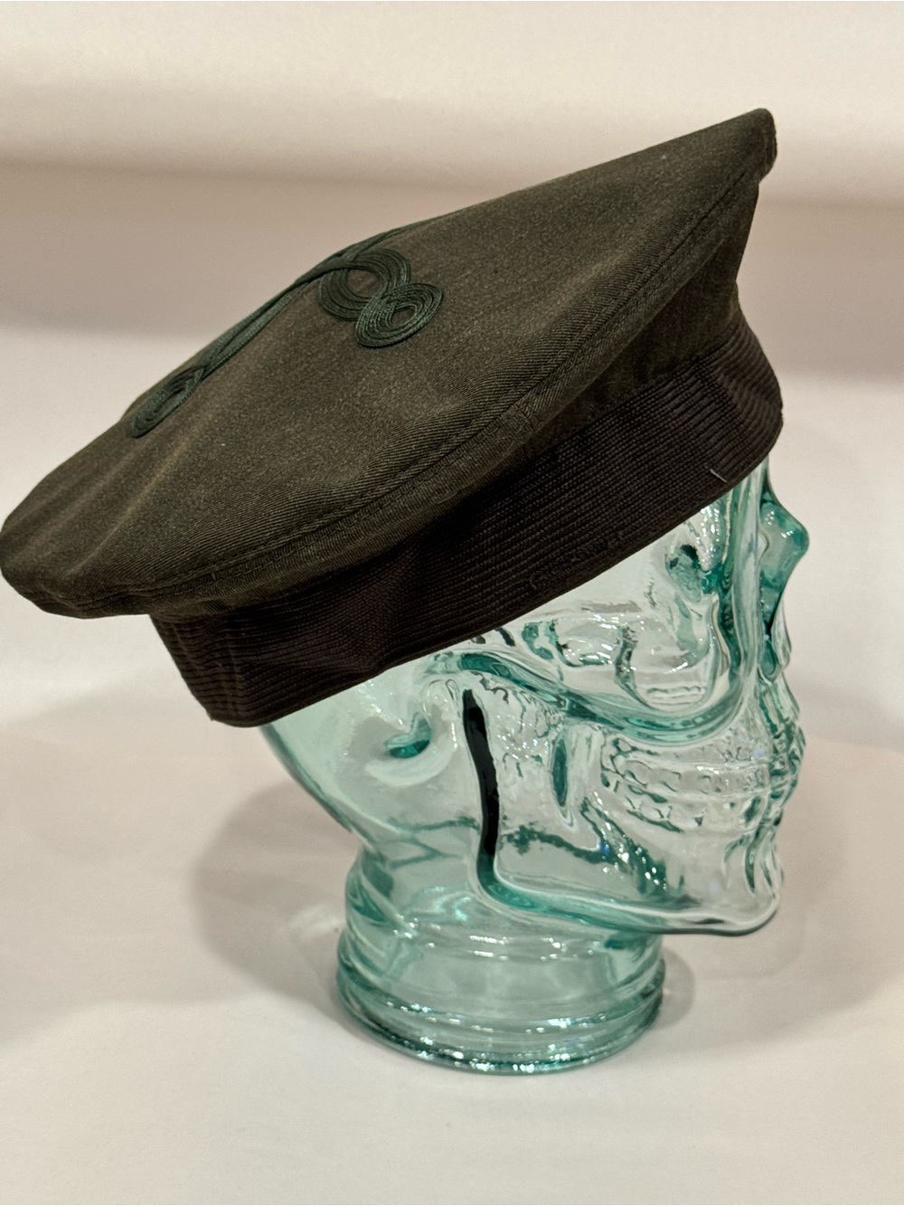 Men's Olive Green‎ Military Beret with Embroidered Detail